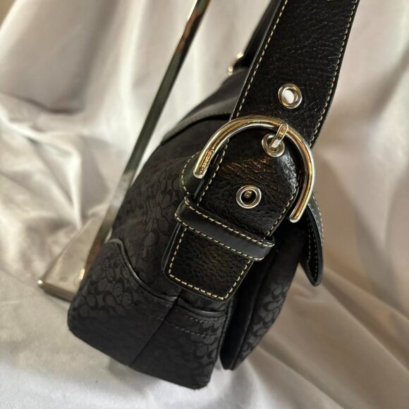 Vintage Coach Soho Buckle Flap Signature Canvas Black Leather Bag Purse Y2K 1463 - Picture 4 of 9